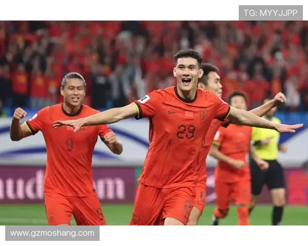 中国男足新帅亮相备战世界杯预选赛引发球迷热议全力冲击出线目标