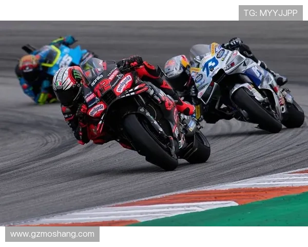 摩托车大奖赛新赛季前瞻：技术革新与车手竞争的全新格局