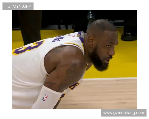 詹姆斯复出带领湖人逆转胜勇士 全场砍下32分助球队止连败